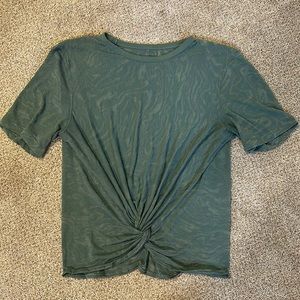 Like New Lululemon Size 6 Teal Crescent Teel